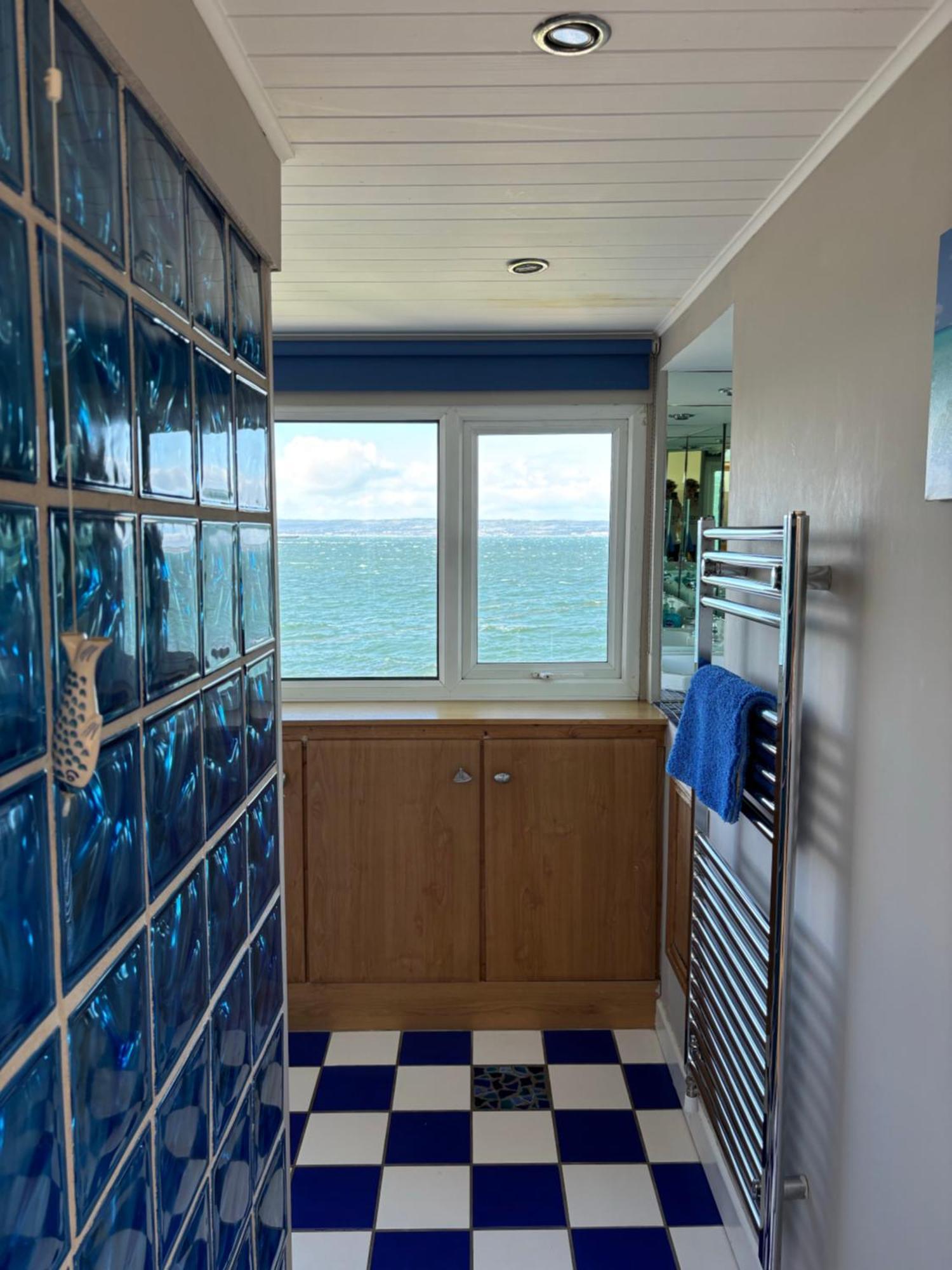 בנגור Splash Cottage Beach House With Sea Lapping Garden מראה חיצוני תמונה